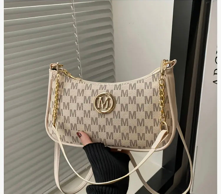 Ladies fashion handbags