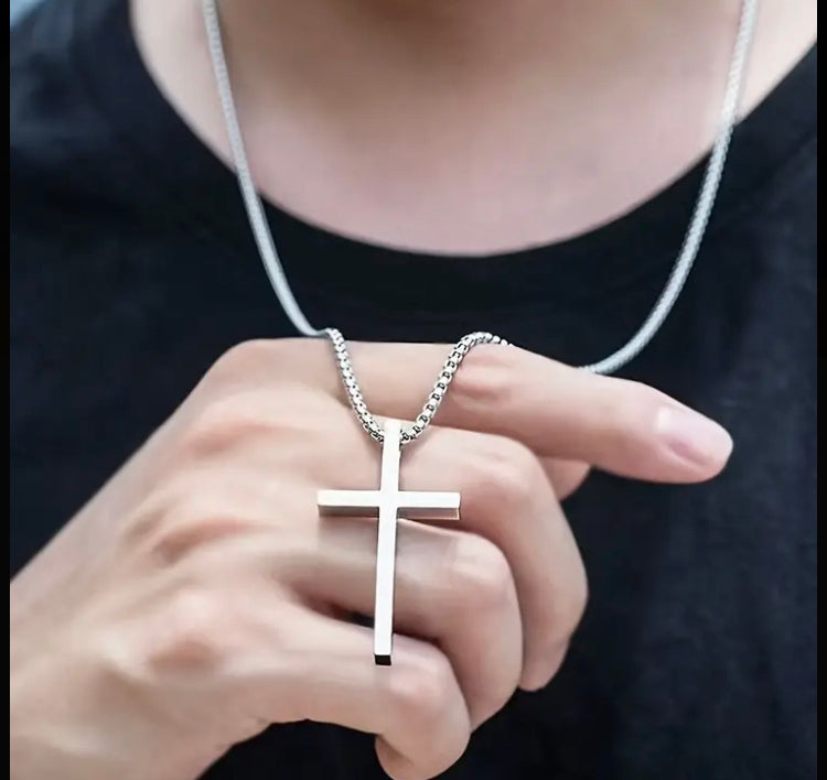 New Fashionable Couple Simple Necklace for Men and Women with Glossy Cross